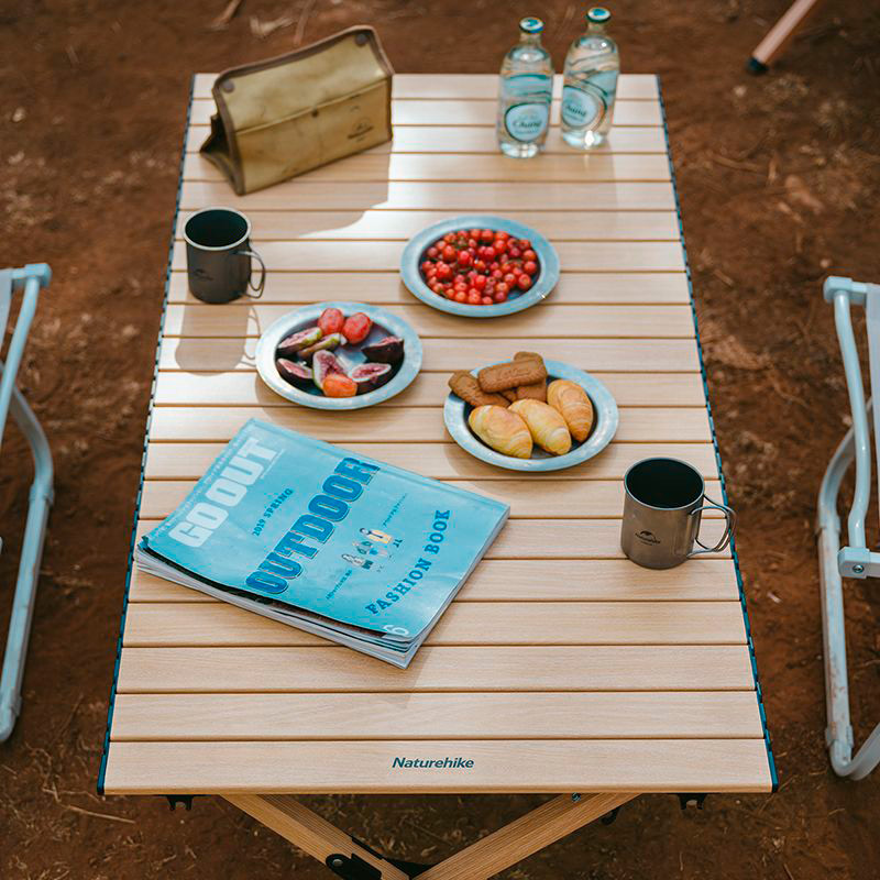 Стол NATUREHIKE CNK2300JU010 S Beige (6976023926938) Нагрузка 30