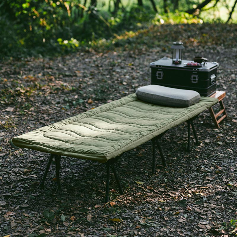 Топпер NATUREHIKE Dark green (CNK2300DZ022) Дополнительно Наполнитель: Искусственный хлопок; Можно стирать в стиральной машине;