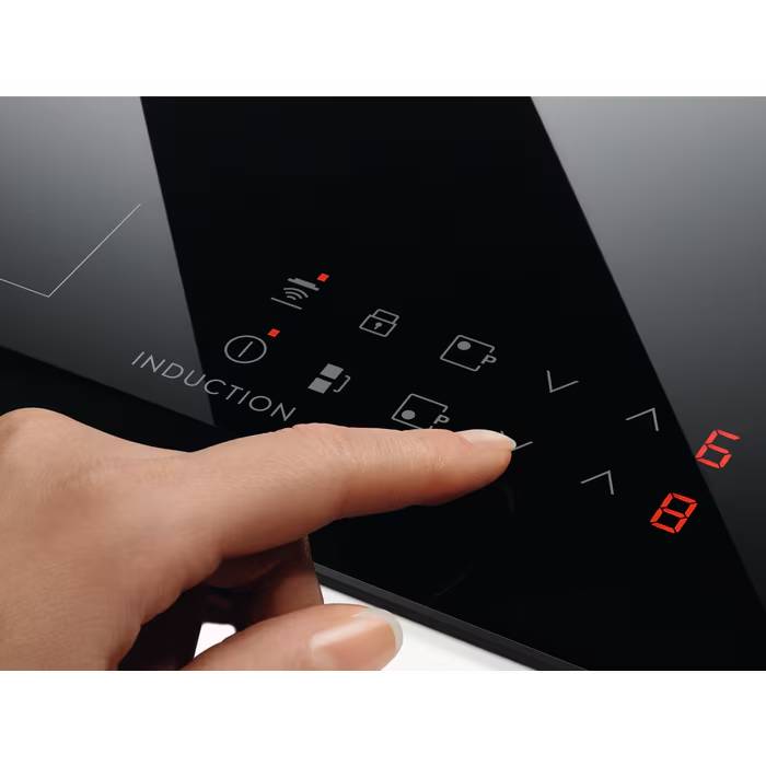 Варочная поверхность ELECTROLUX CIR60433 Материал поверхности стеклокерамика
