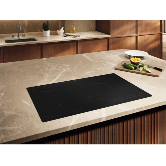 Варочная поверхность ELECTROLUX EIV83443CT Левая передняя 2300/3200 Вт, Ø210 мм