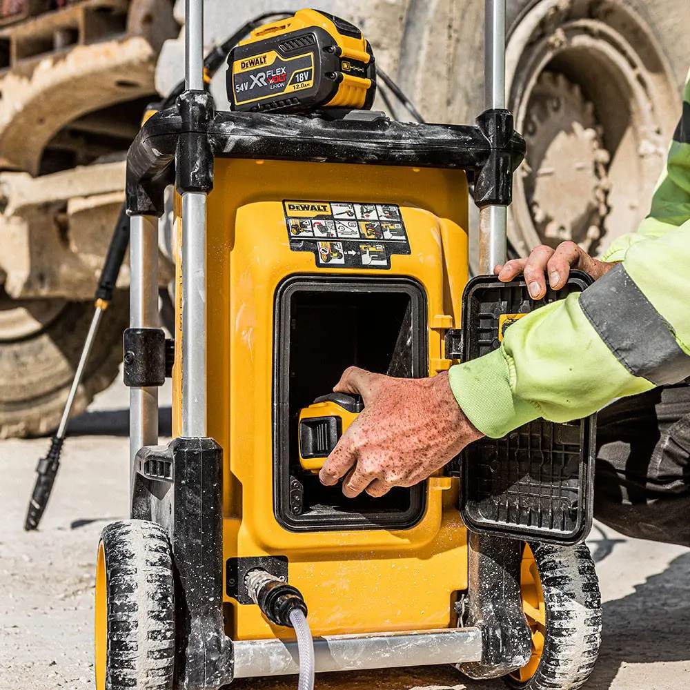 Замовити Мінімийка DEWALT DCMPW1600N