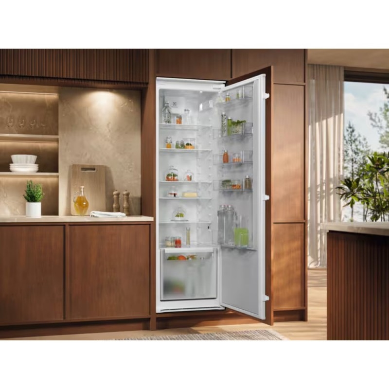 Вбудований холодильник ELECTROLUX ERD6DE18S4 Тип холодильника однокамерний