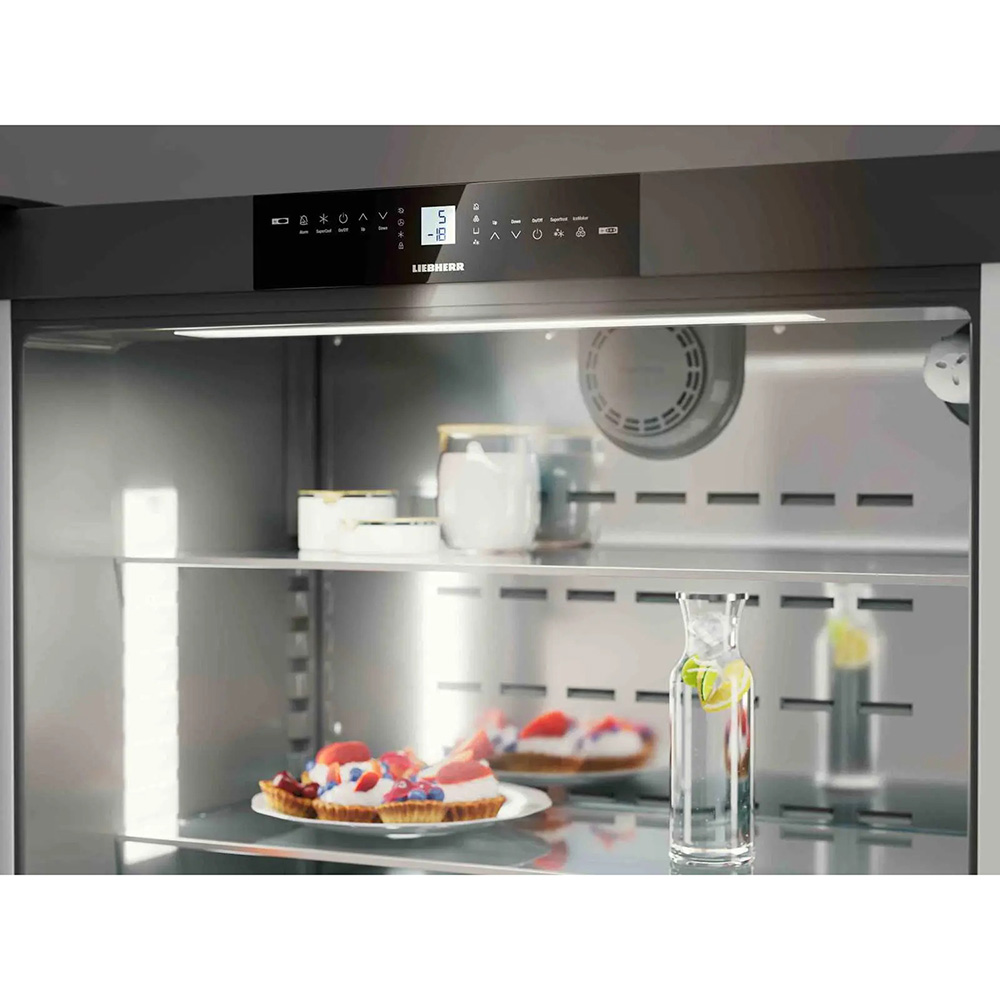 Фото Встраиваемый холодильник LIEBHERR ECBNe 7870
