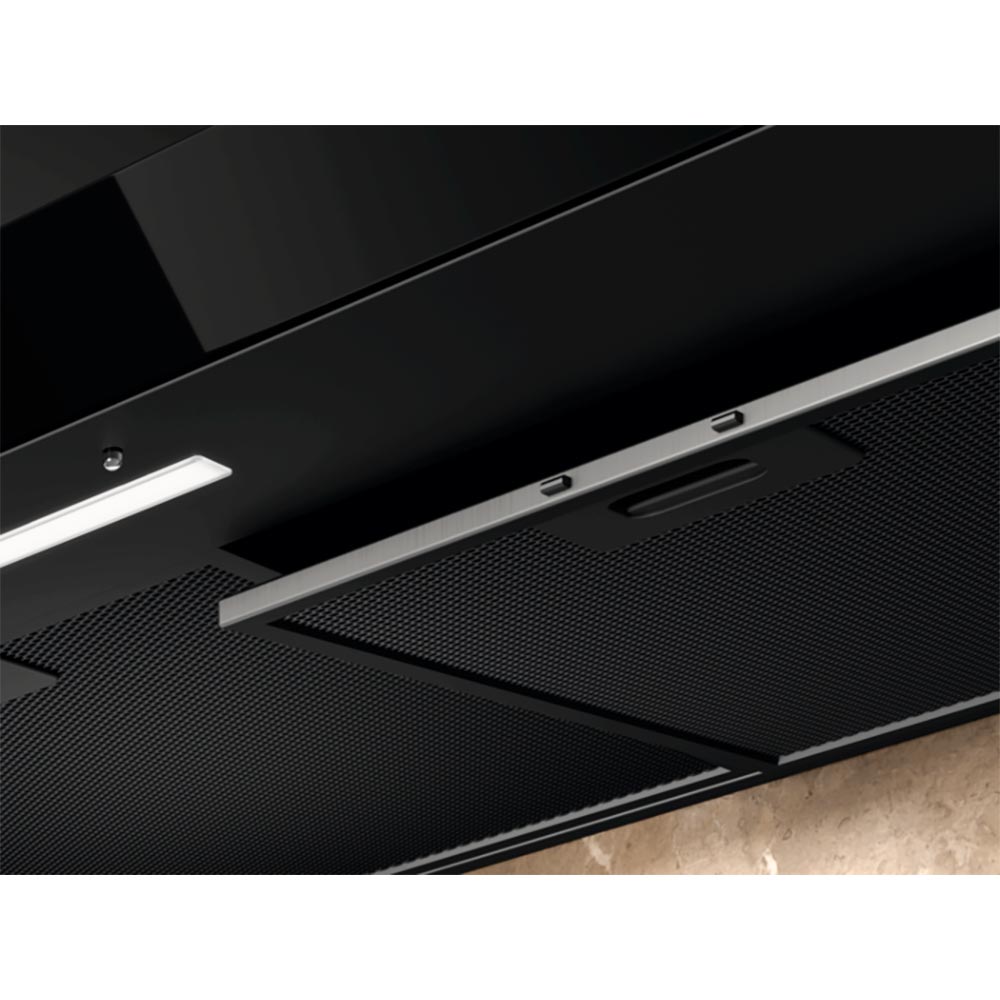 Зовнішній вигляд Витяжка ELECTROLUX LFT816K Black