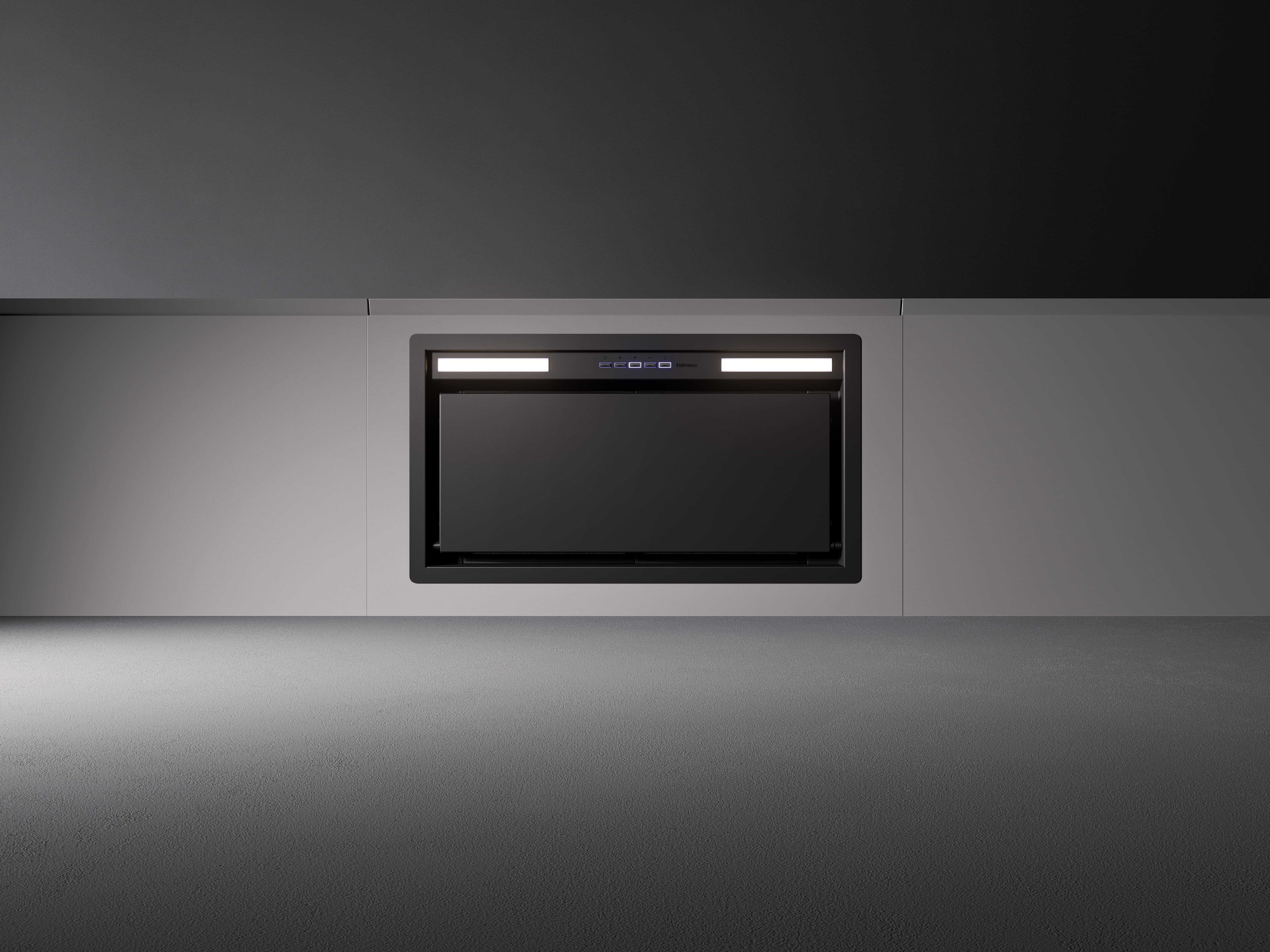 Вытяжка FALMEC GRUPPO INCASSO PLUS 50 Black (CGIW50.E26P2#EUN490F) Дополнительно Периметральное всасывание. Динамическое освещение. Диалоговая система с автоматическим режимом.