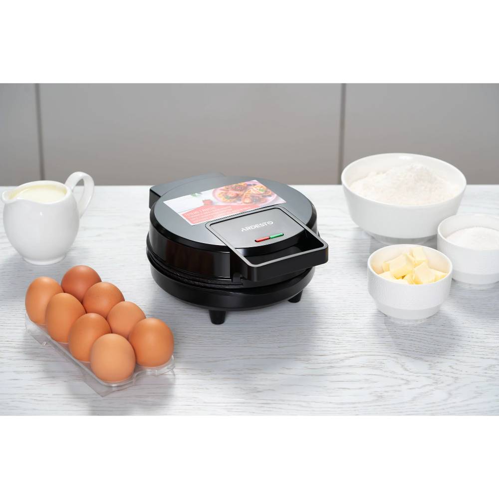 Вафельниця ARDESTO SM-L100RHEART Black Кількість бутербродів 5