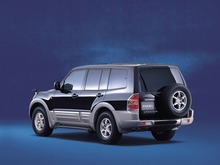 Автомагнітола GAZER T6009-V60 PRO MAX для Mitsubishi Pajero 3, 1999-2006 (42626)