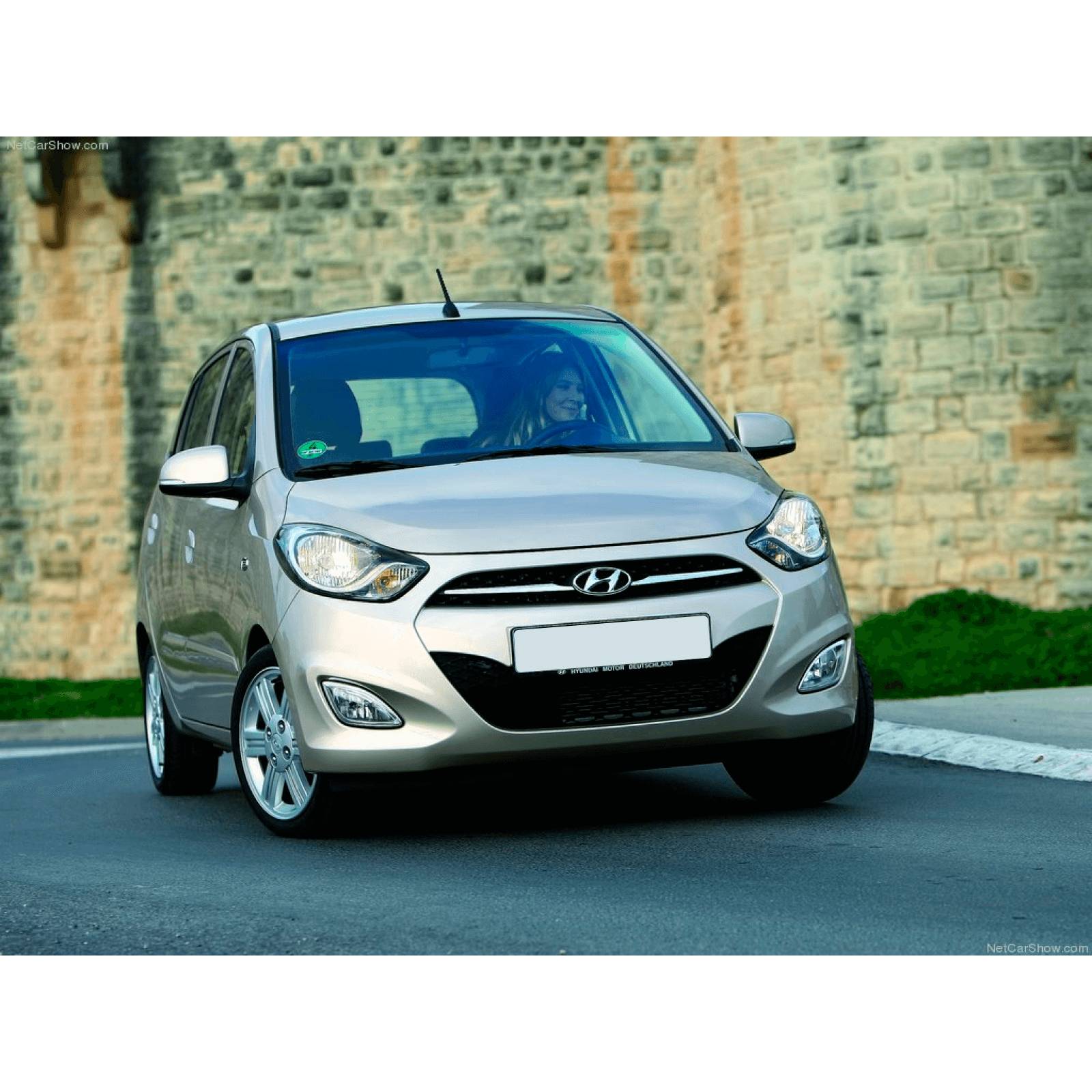 В Україні Автомагнітола GAZER T6009-PA для Hyundai i10 PA 2007-2013 (78246)