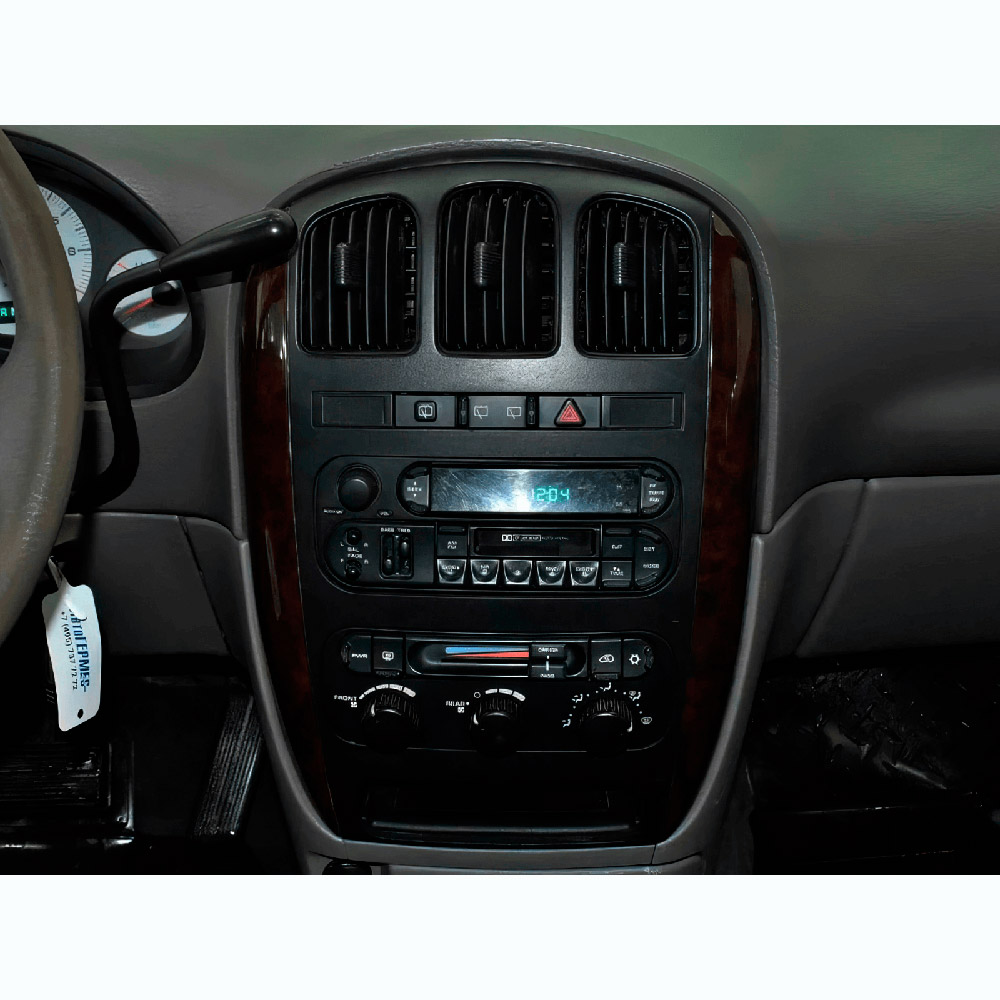 Автомагнітола GAZER T6010-CRS/H для Chrysler Voyager RG RS, Town & Country RS 2000-2007 Модель автомобіля Chrysler Voyager RG RS, Town & Country RS 2000-2007