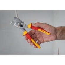 Набір інструментів BOSCH Professional VDE 37 шт. (1.600.A02.NG4)