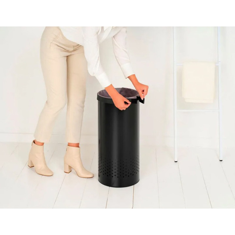 Внешний вид Бак для белья Brabantia 35 л Black (242342)