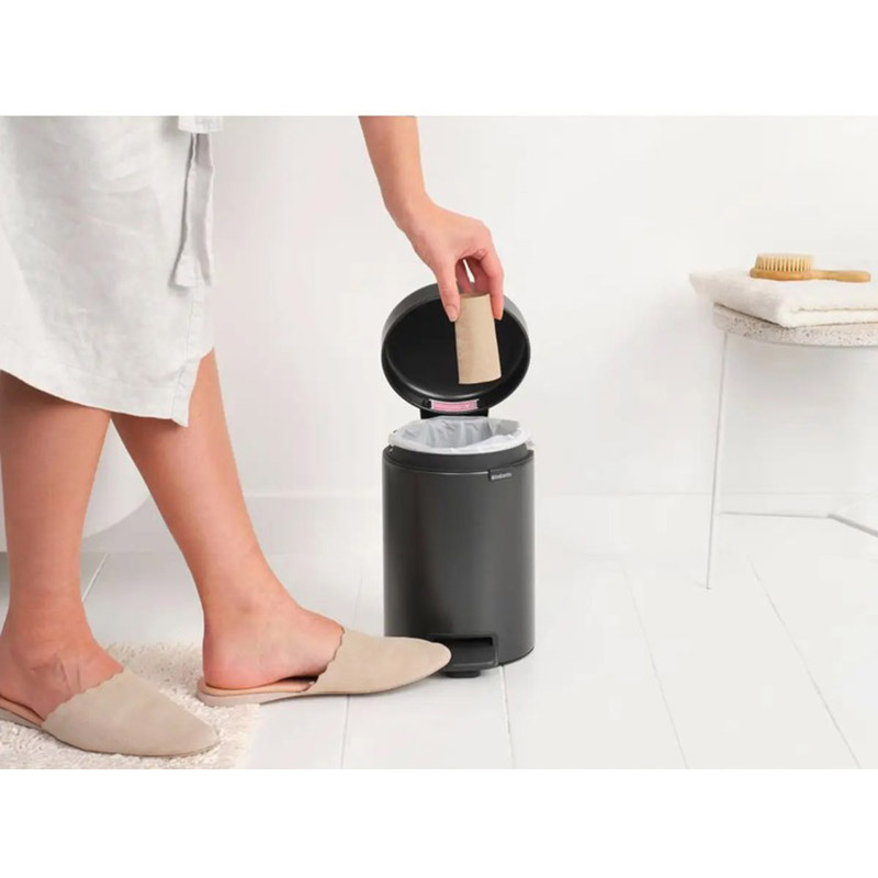 Відро для сміття Brabantia NewIcon Pedal Bin 3 л Графітовий (233449_MIRS) Об’єм 3