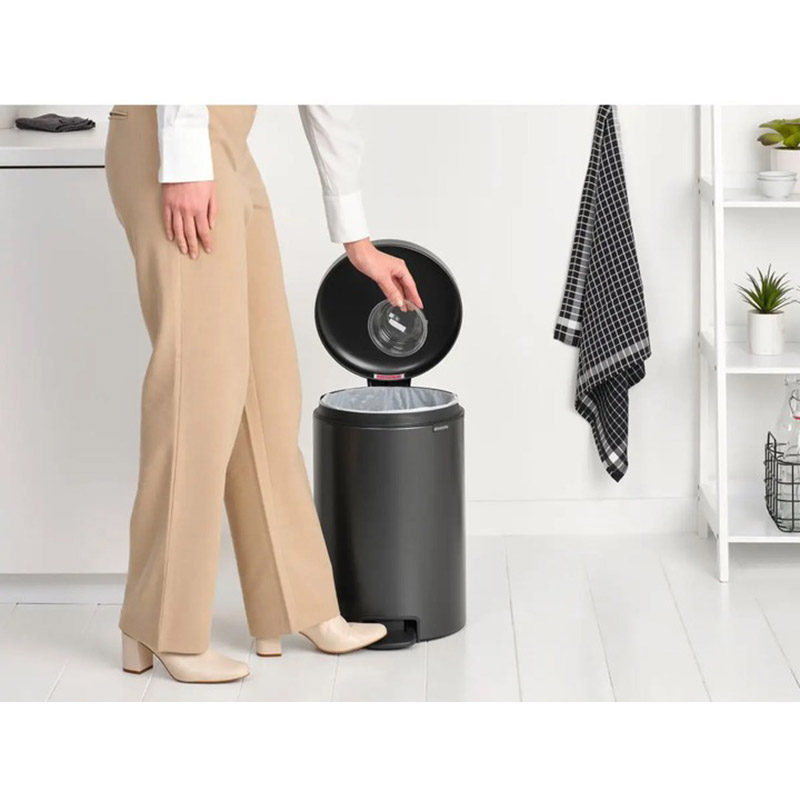 Відро для сміття Brabantia NewIcon Pedal Bin 20 л Графітовий (233500) Тип відро для сміття