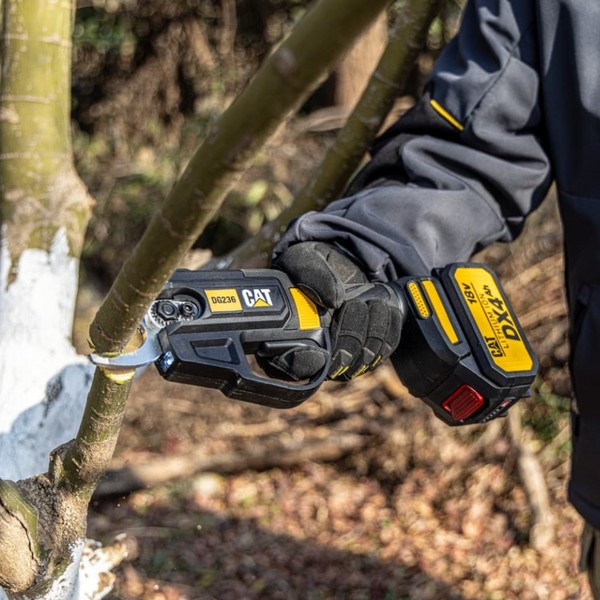 Внешний вид Сучкорез аккумуляторный CAT 18В (DG236B)