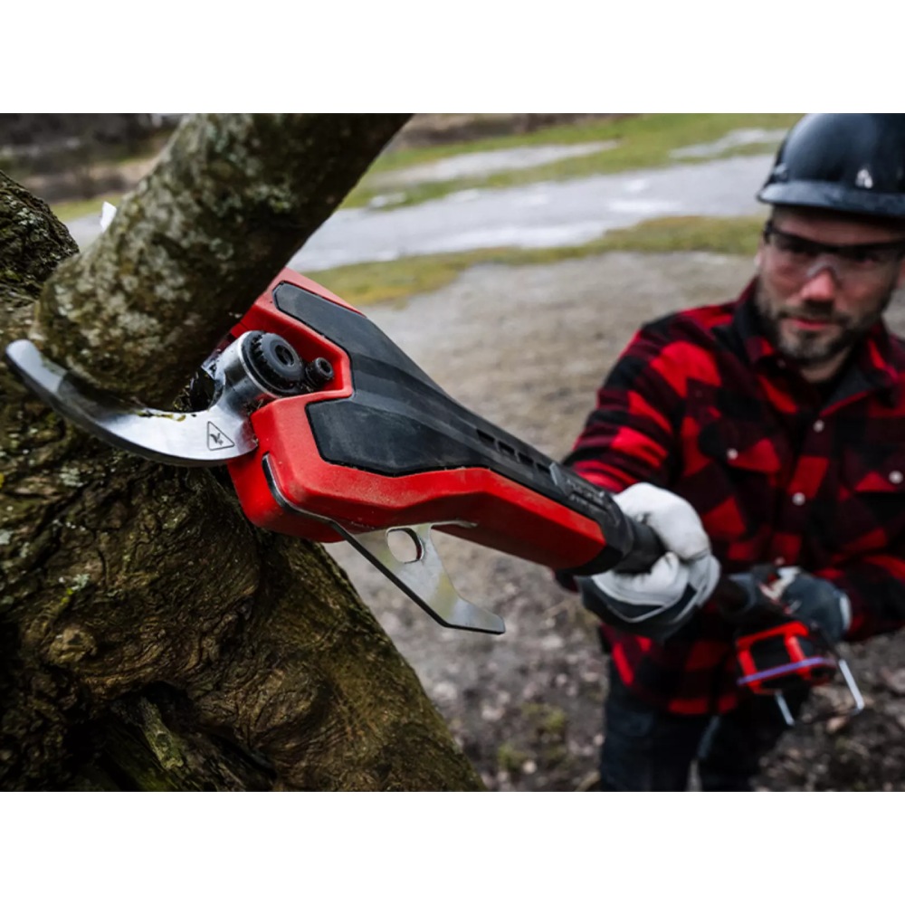 Фото 14 Секатор аккумуляторный EINHELL телескопический Professional GP-LS 18/35 Li (3408360) без АКБ и ЗУ