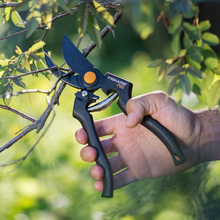 Секатор FISKARS Pro P90 Bypass (1001530)