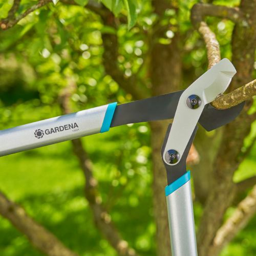 В Україні Гілкоріз GARDENA EnergyCut basic 656 мм (12021-20.000.00)