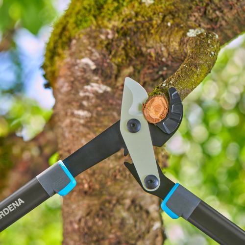 Фото Веткорез GARDENA EnergyCut Pro L 751 мм (12052-20.000.00)