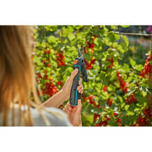 Секатор акумуляторний GARDENA AssistCut 25 мм (12222-20.000.00)