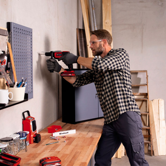 Дрель EINHELL TC-ID 18 Li - Solo (4513960) Особенности реверс