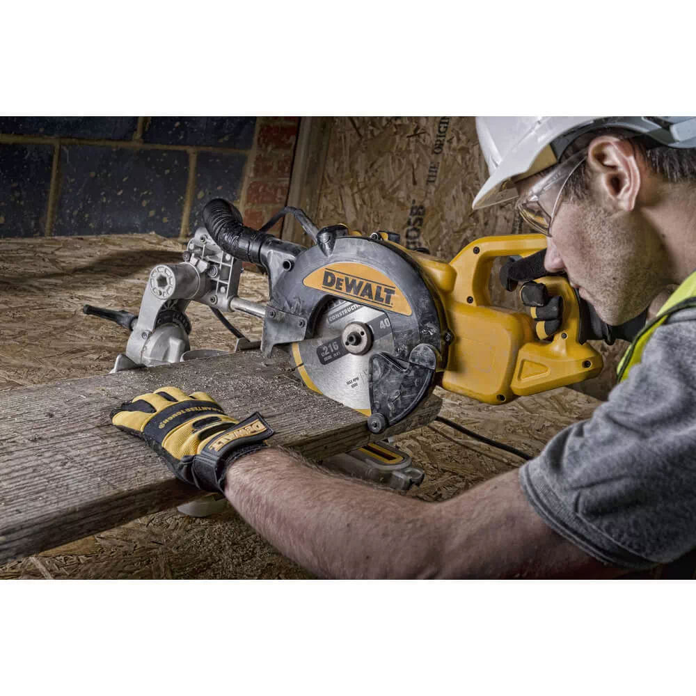 Торцовочная пила DEWALT DWS773 Питание  сеть