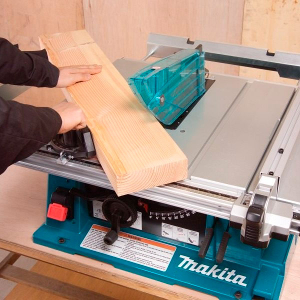 Пила циркулярная MAKITA 1650 Вт 260 мм (2704) Питание  сеть