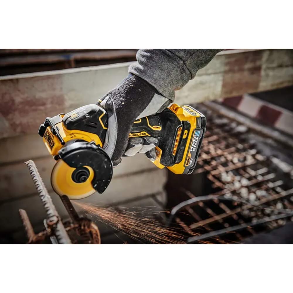 Замовити Пила дискова DEWALT DCS438N