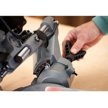 Пила торцювальна BLACK N DECKER BES702