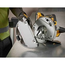 Дисковая пила DEWALT DCS383N без АКБ