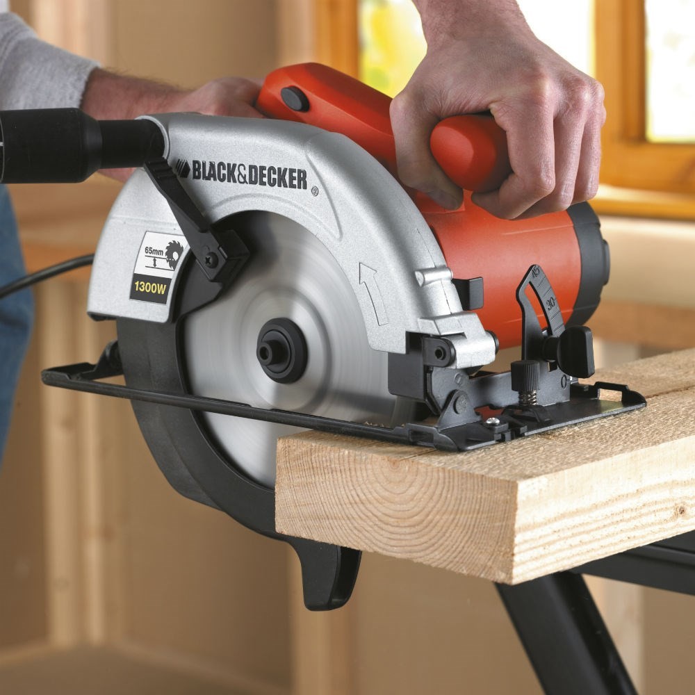 Зовнішній вигляд Дискова пила BLACK&DECKER KS1300