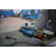 Шліфмашина кутова BOSCH Professional GWS 17-125 (0.601.7D0.200)