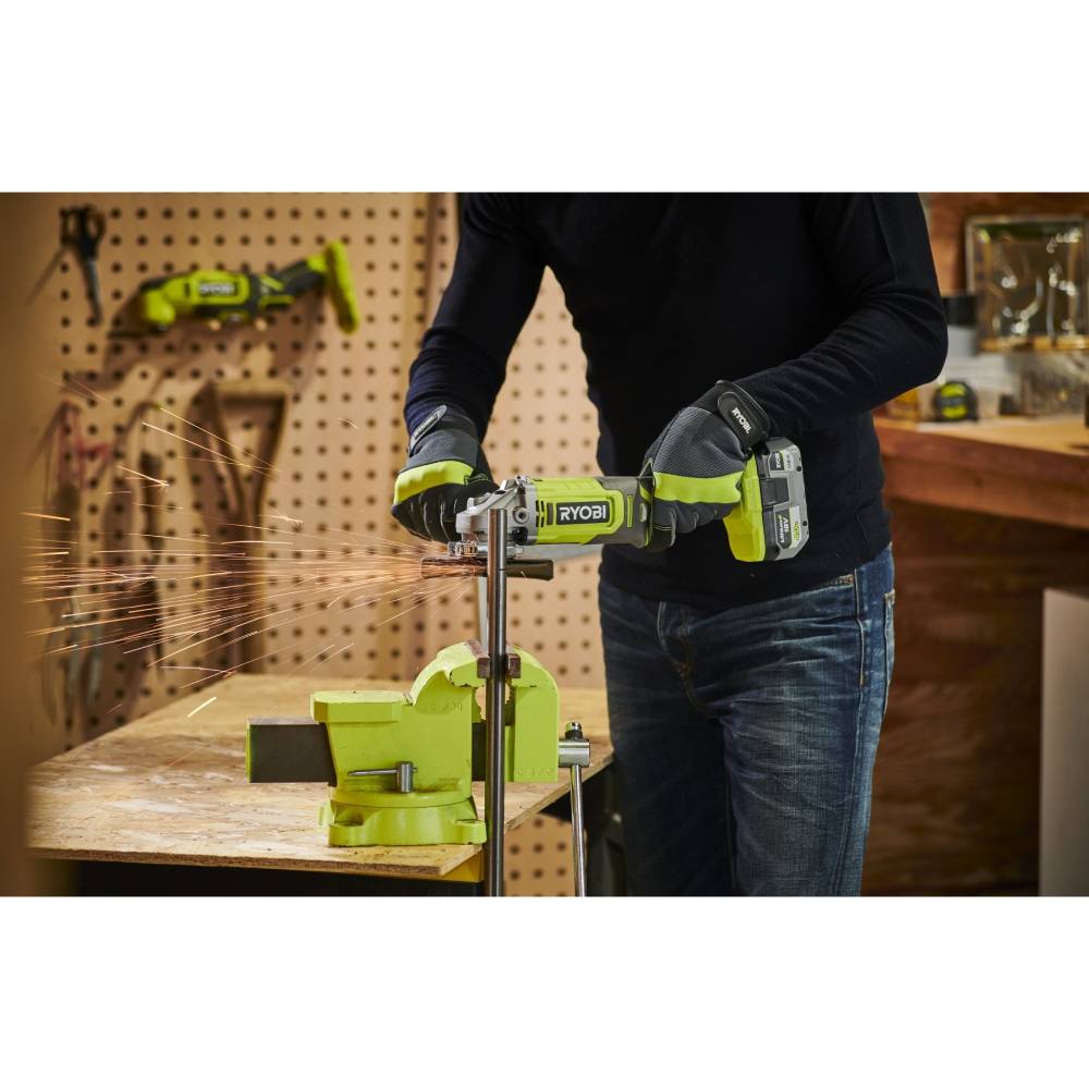 Шлифмашина угловая RYOBI ONE+ RAG18125-1C40S 18В 1х4Ач (5133005643) Особенности защита от непреднамеренного пуска