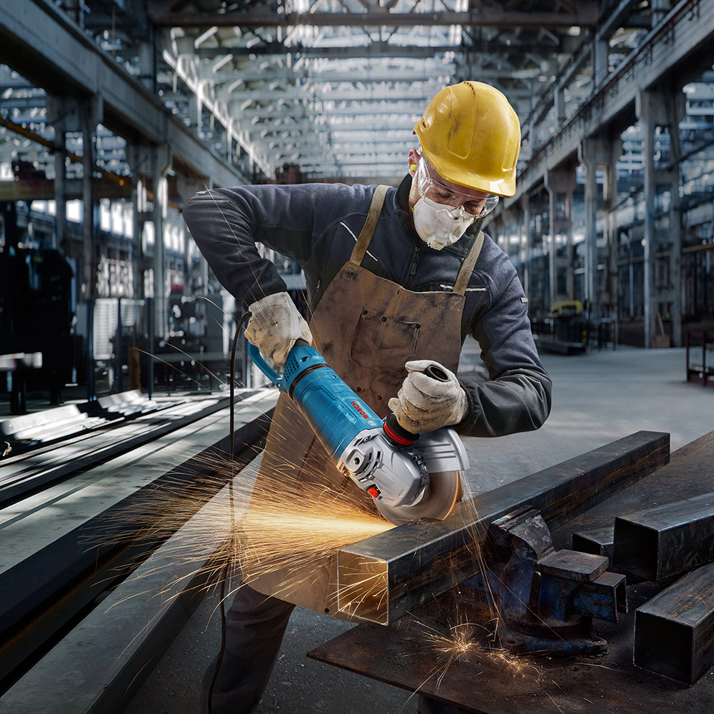 Фото Шлифмашина угловая BOSCH Professional GWS 27-230 JR (0.601.8C7.320)