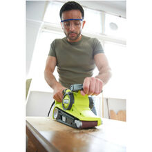 Ленточная шлифмашина RYOBI EBS800 (5133001148)