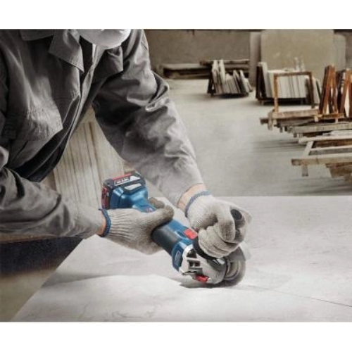Шліфмашина кутова BOSCH 18V-10 (0.601.9J4.004) Особливості захисний кожух