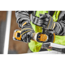 Шлифмашина угловая DEWALT DCG409VSN