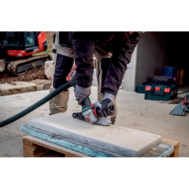 Шліфмашина кутова METABO WVB 18 LT BL 11-125 (613057850) Тип живлення акумулятор