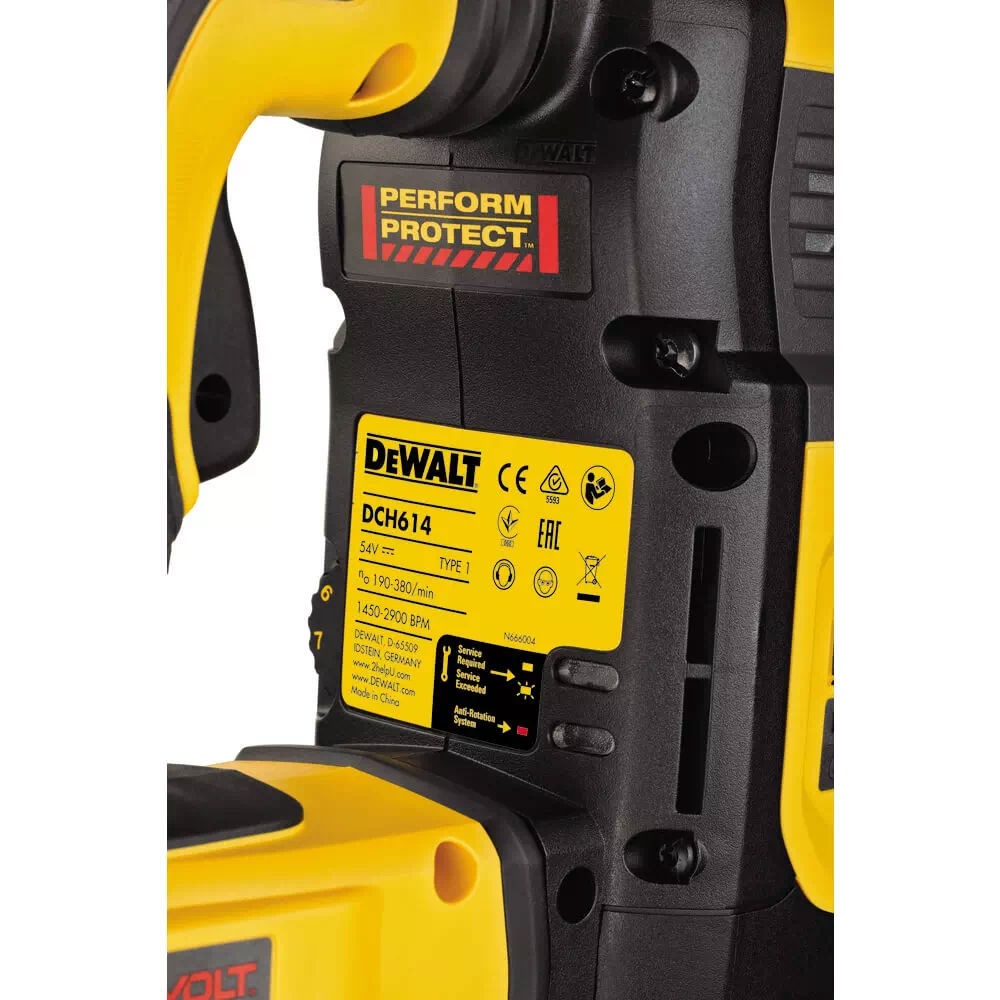 Перфоратор DEWALT DCH614N Энергия единичного удара (EPTA) 10.5