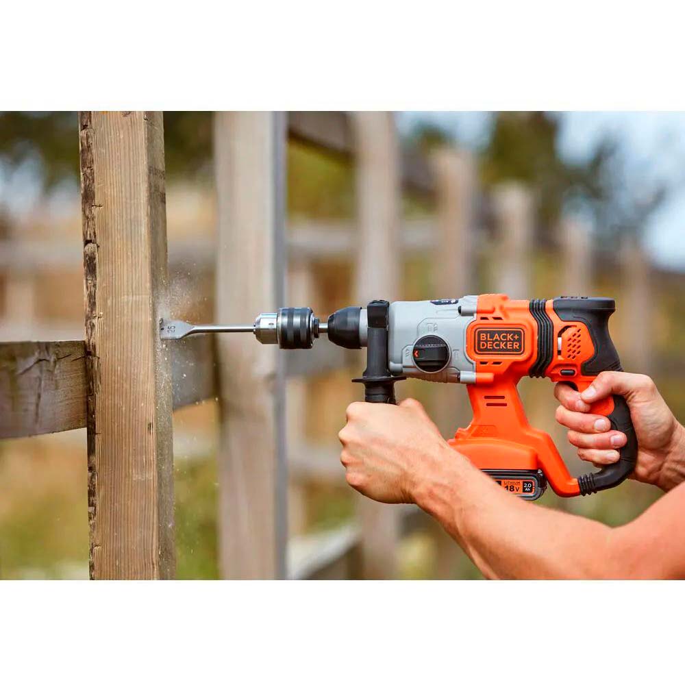 Внешний вид Перфоратор акумуляторний Black&Decker (BCD900B)