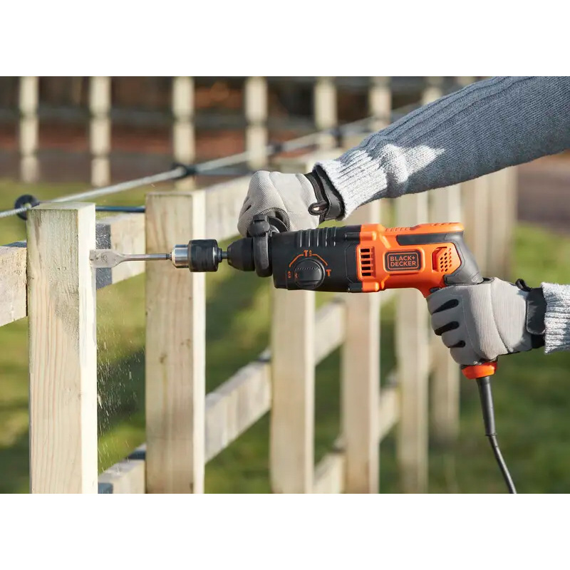 Фото Перфоратор BLACK&DECKER SDS-Plus Черный (BEHS01)