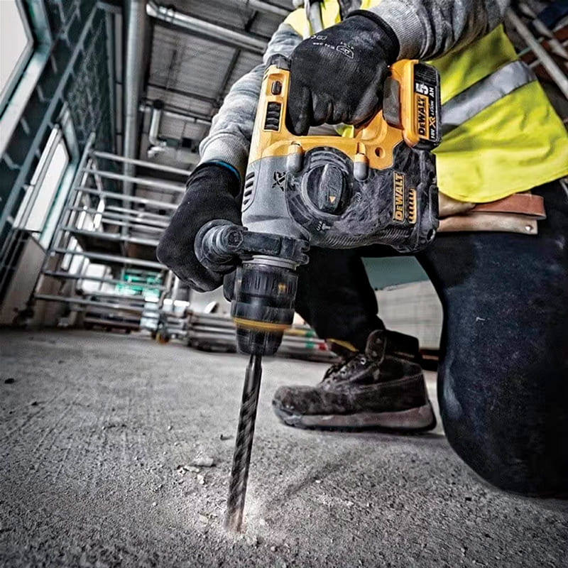 В Україні Перфоратор DEWALT DCH274P2T