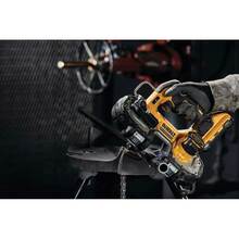 Пила стрічкова DeWALT акумуляторна бесщеточний DCS377NT