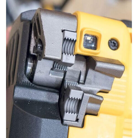 Резчик шпилек DEWALT DCS350N Точные сверла False