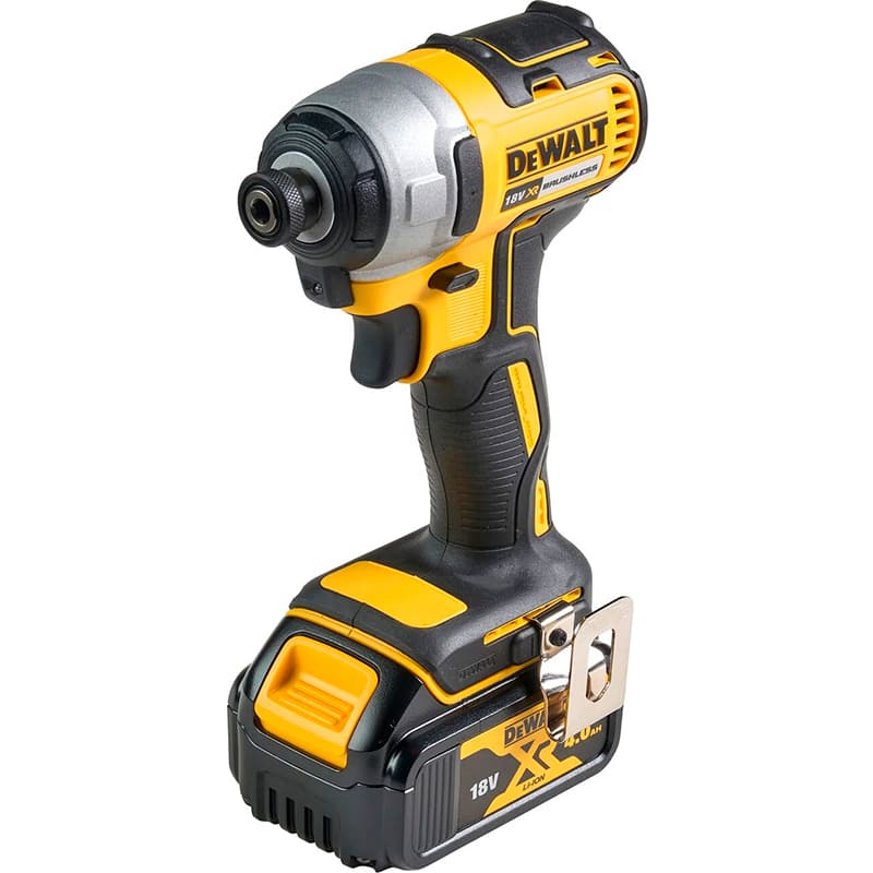 Набор аккумуляторных инструментов DEWALT DCK440P2T Тип питания аккумулятор