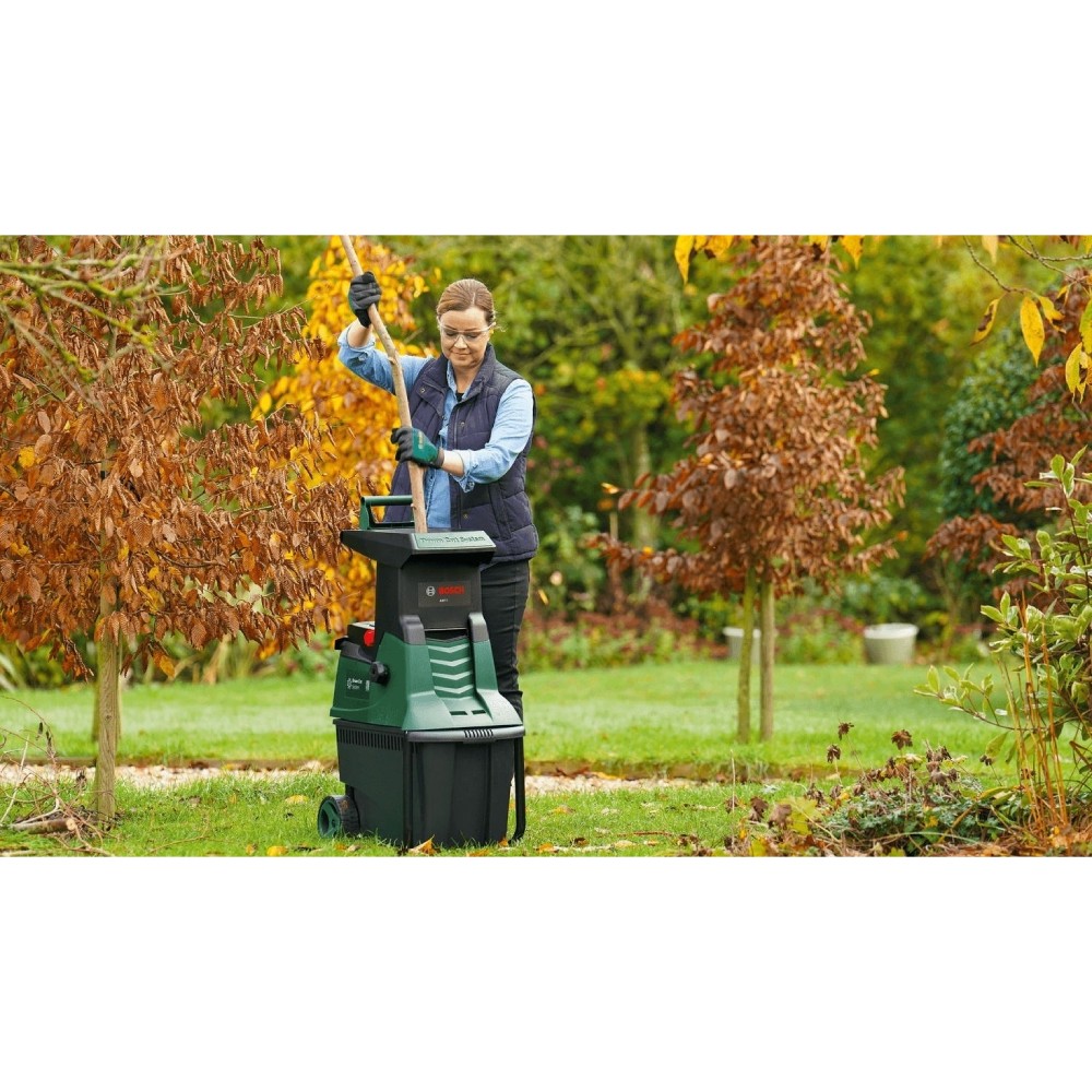 Садовый измельчитель BOSCH AXT22D 2200 Вт (0.600.803.003) Покупка Садовый измельчитель BOSCH AXT22D 2200 Вт (0.600.803.003)