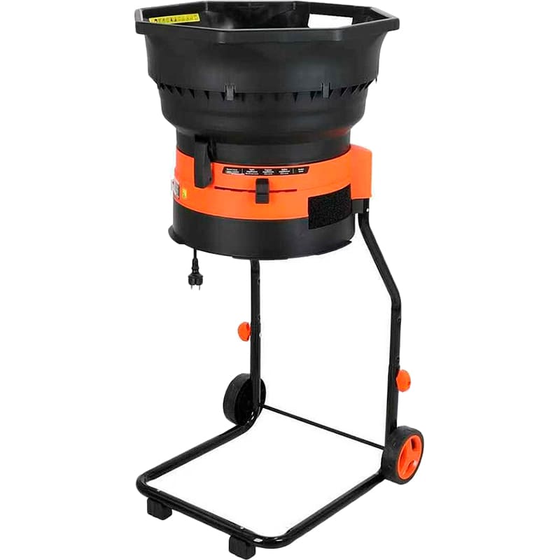 Садовый измельчитель SEQUOIA SELS1800 Дополнительно Коэффициент измельчения: 16:1; Уровень шума: 106 дб; Загрузочный бункер: 48 см; Регулятор интенсивности измельчения