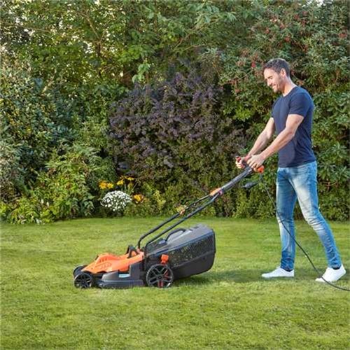 Газонокосарка BLACK&DECKER BEMW471ES Колеса 135/210 мм