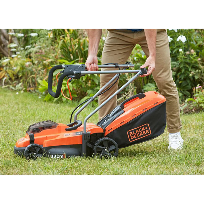 Фото Газонокосарка BLACK&DECKER BCMW33184L2