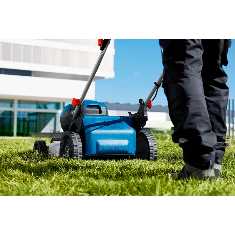 Газонокосарка BOSCH GRA 18V2-460 18В без АКБ та ЗУ (0.600.8C8.000) Тип живлення акумулятор