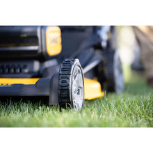 Газонокосарка DEWALT DCMWP134N